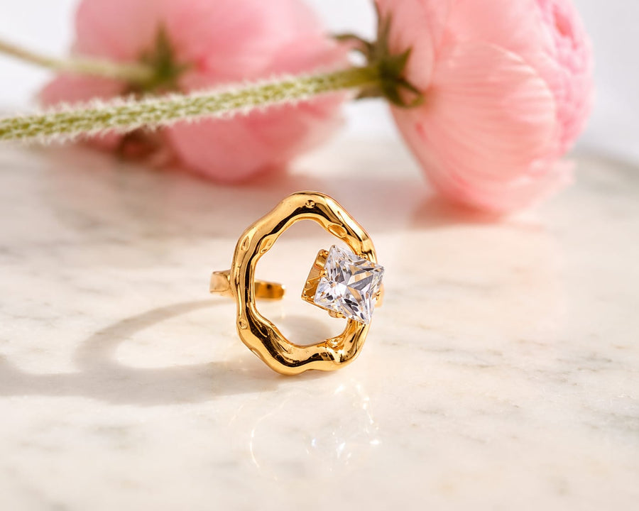 Amora Rings