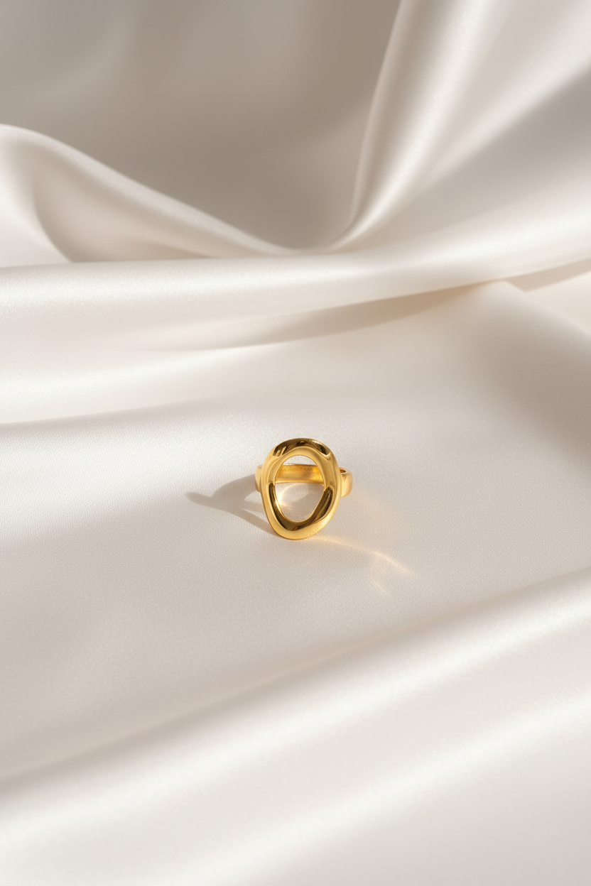 Gold Open Oval Eye Ring