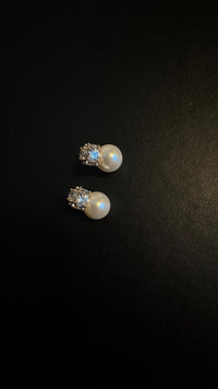 Zyra Earrings